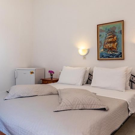 Regina Hotel Skopelos Dış mekan fotoğraf
