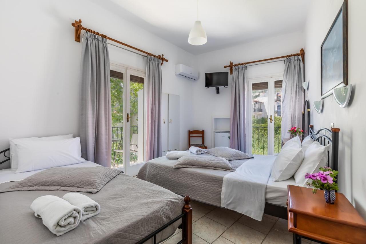 Regina Hotel Skopelos Dış mekan fotoğraf