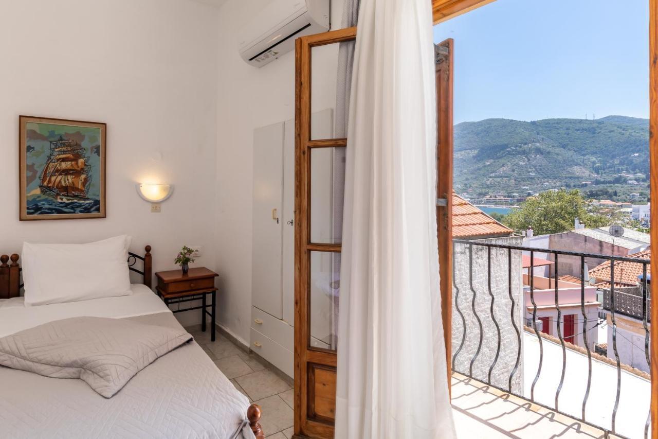 Regina Hotel Skopelos Dış mekan fotoğraf